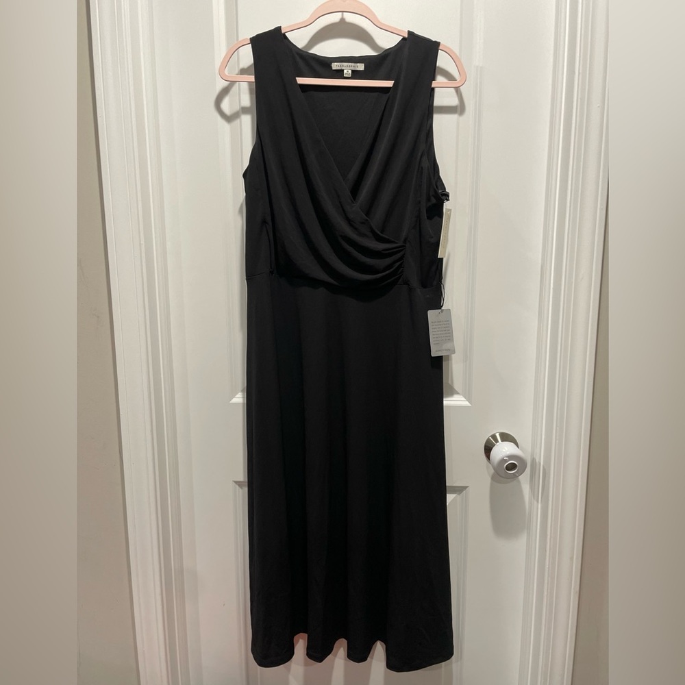 New Tash and Sophie Classic Black Midi Dress with V-Neck Size 16 - Picture 2 of 6